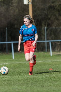 Bild 41 - C-Juniorinnen SV Steinhorst/Labenz - TSV Friedrichsberg-Busdorf : Ergebnis: 5:0